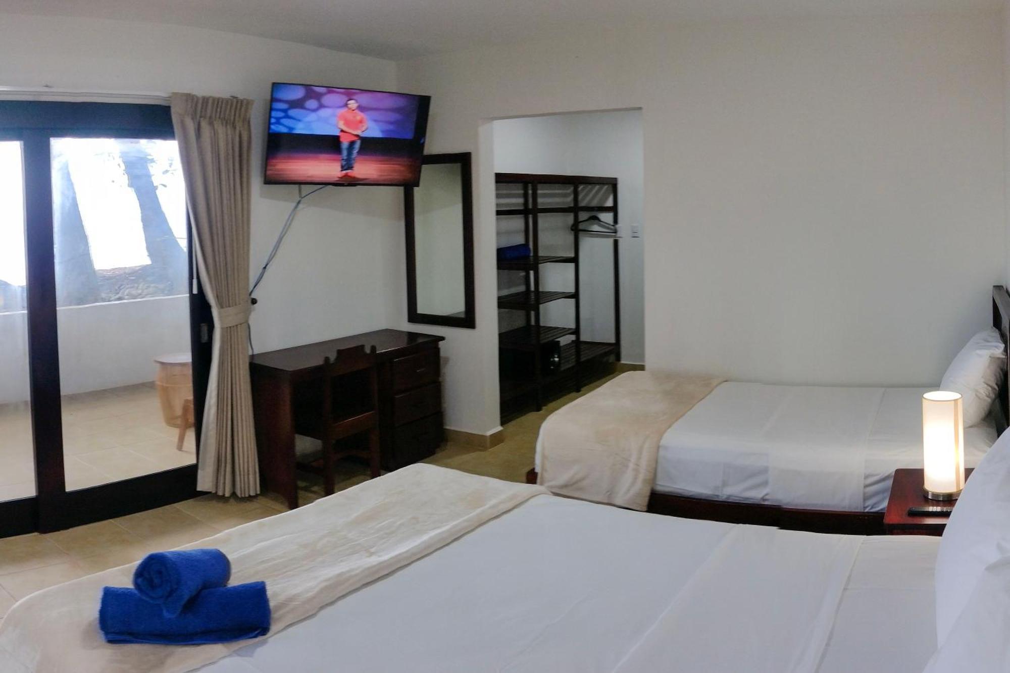 יקו Fuego Del Sol Beachfront Hotel מראה חיצוני תמונה